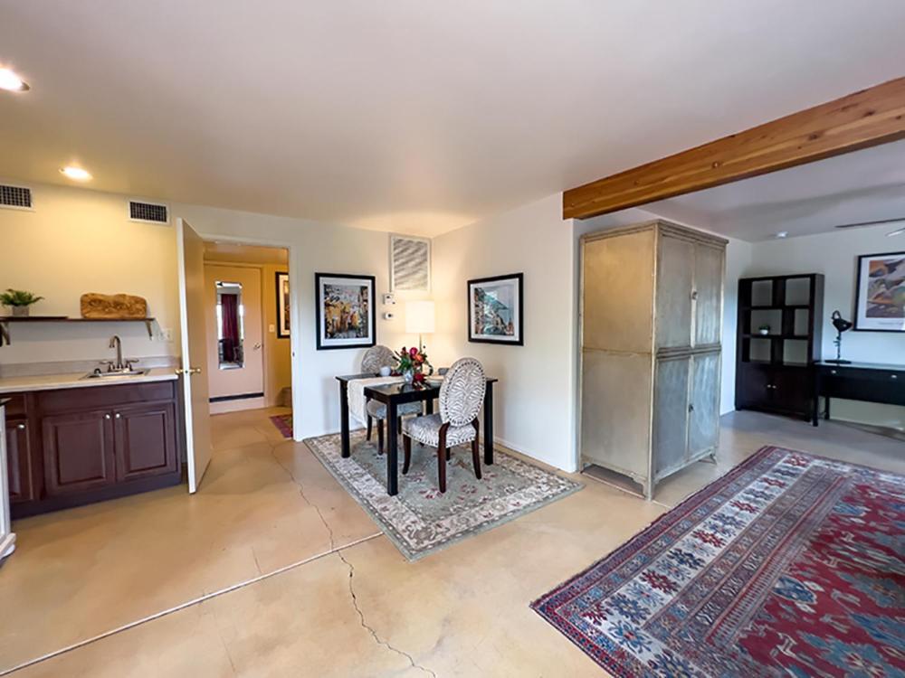 The Guest Dahl House Of