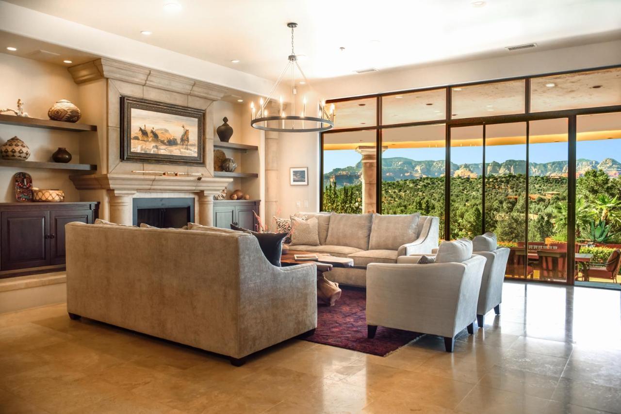 Palatial Paradise With Breathtaking Views Of Red Rock And Stunning Infinity Pool