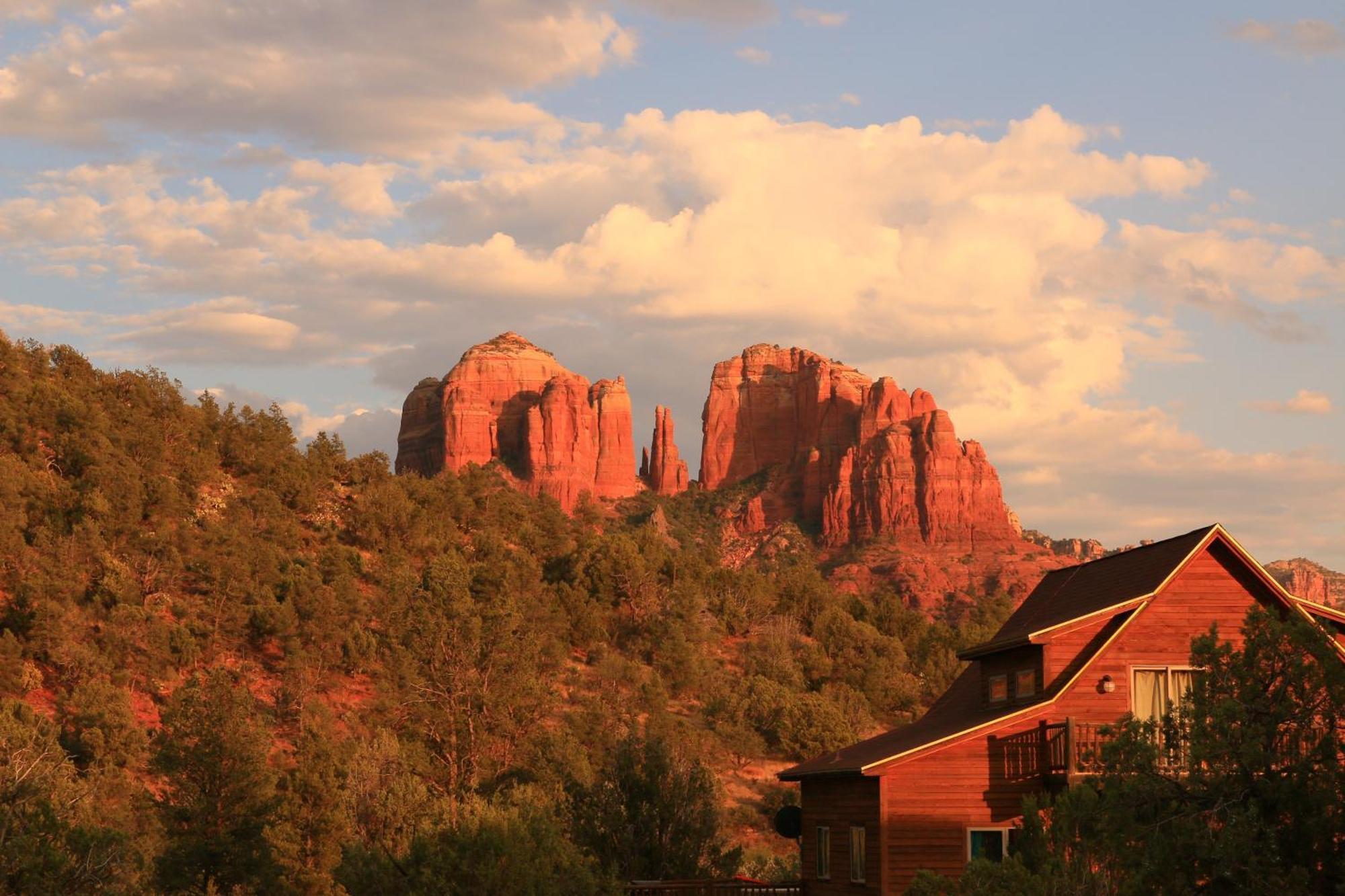 Cathedral Casita At Cathedral Hideaway Llc Holiday home *
