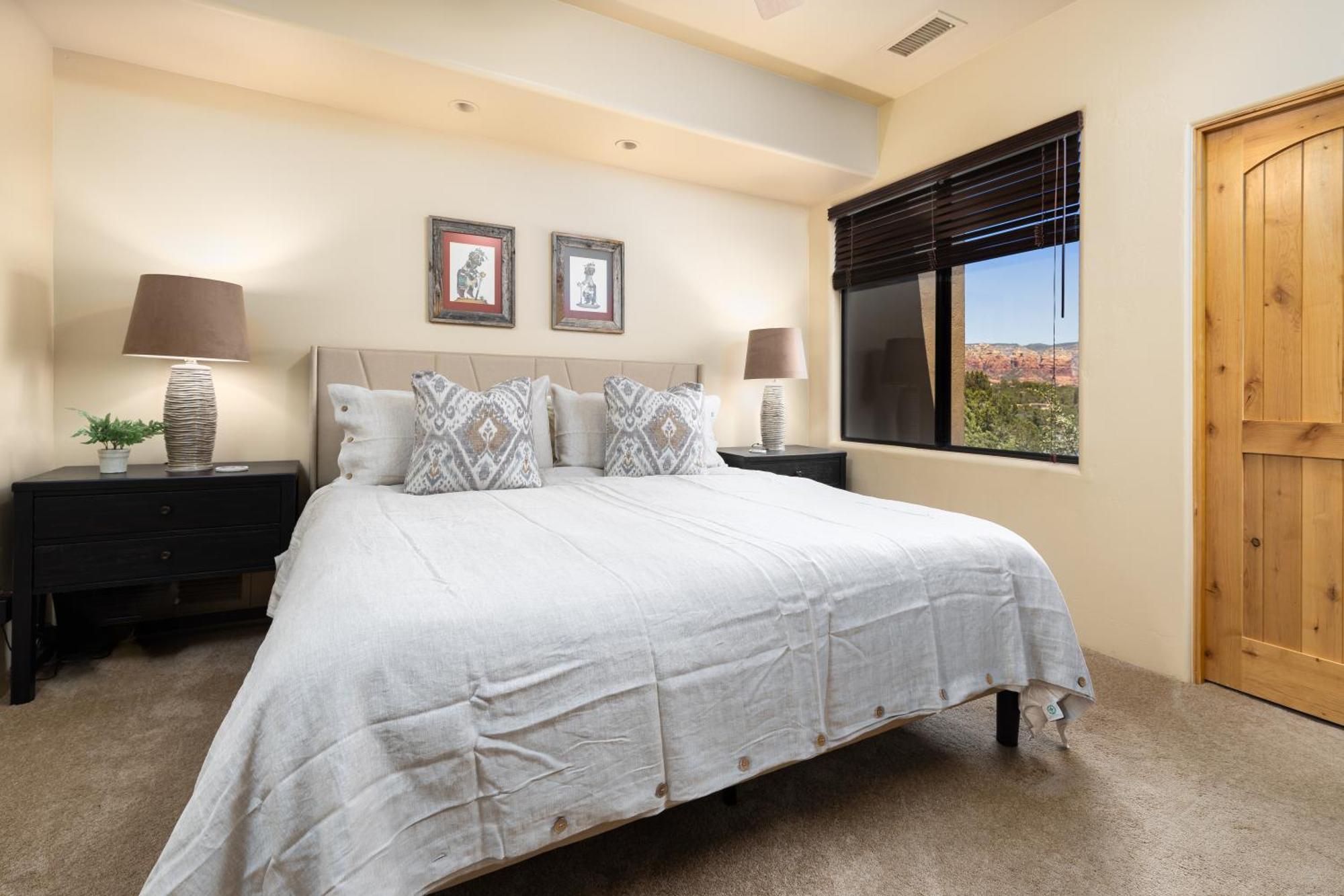 Palatial Paradise With Breathtaking Views Of Red Rock And Stunning Infinity Pool