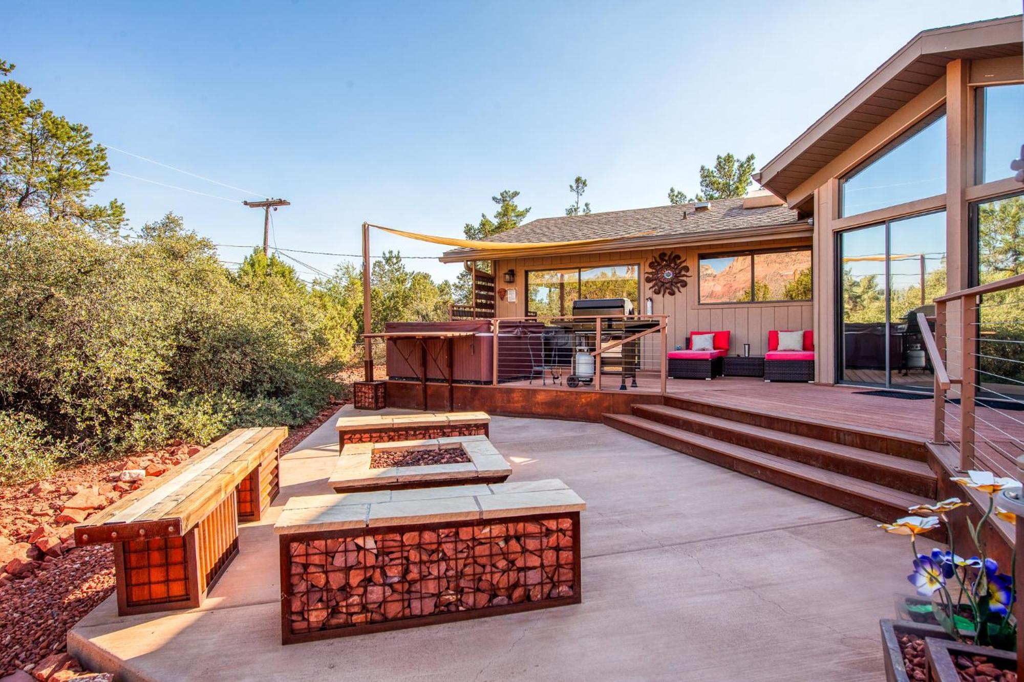Private-red Rock Views -fire Pit-hot Tub-location