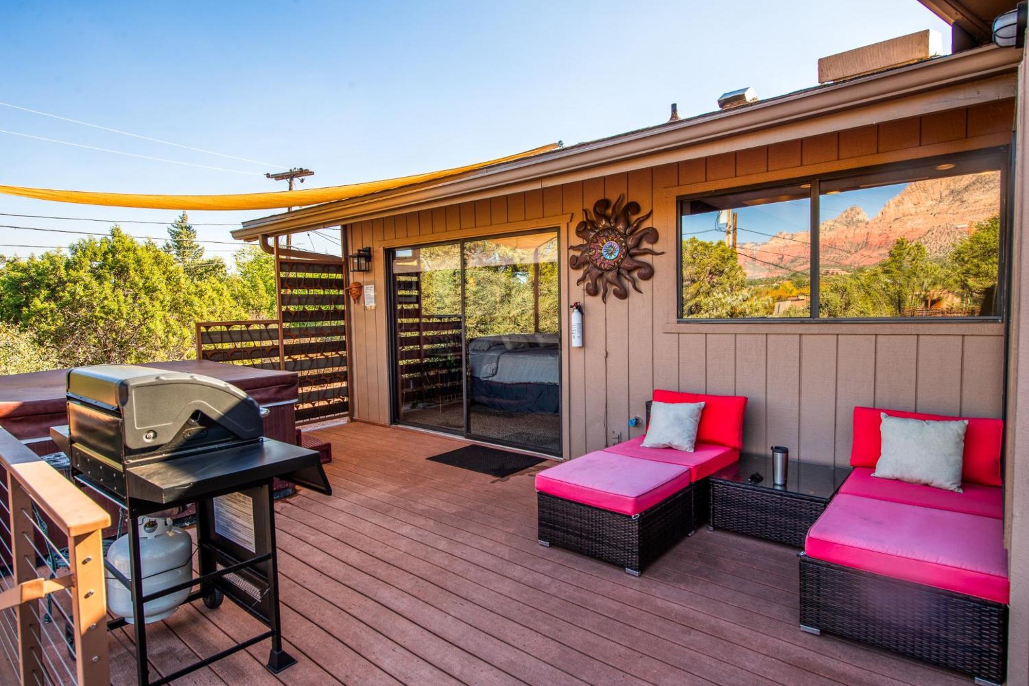 Private-red Rock Views -fire Pit-hot Tub-location
