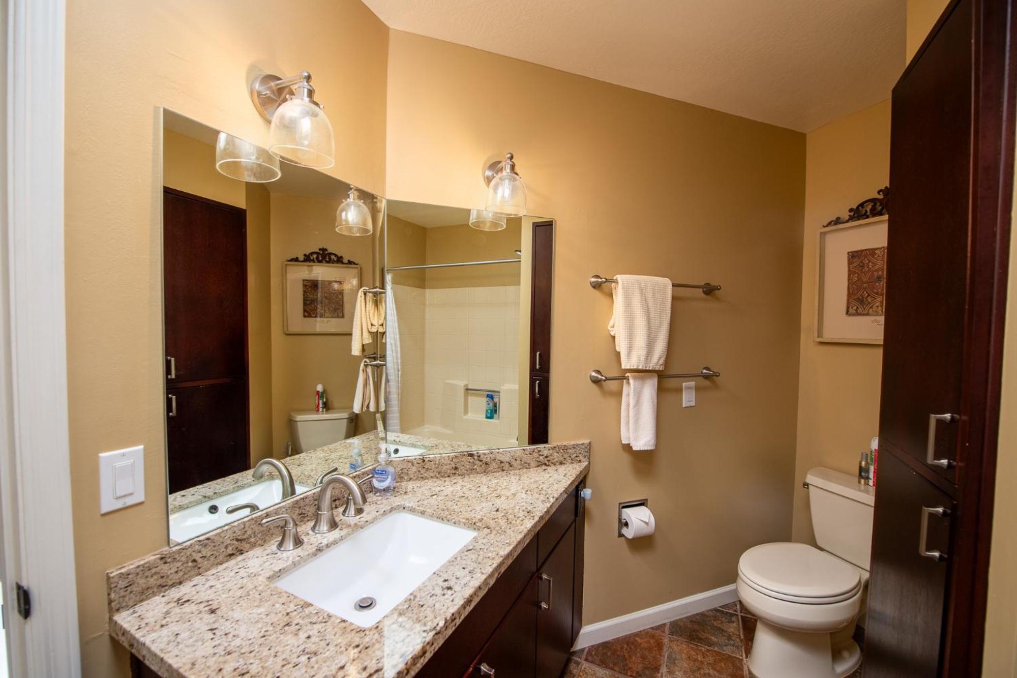Private-red Rock Views -fire Pit-hot Tub-location Holiday home